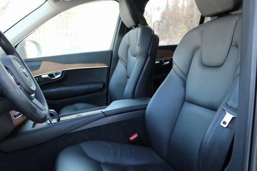 2023 Volvo XC90 B6 Plus 7-Seater