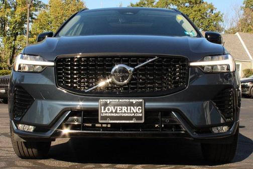 2025 Volvo XC60 B5 Plus
