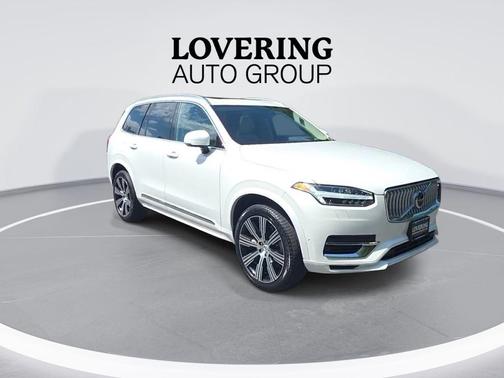 Crystal White Metallic 2025 Volvo XC90 Plug-In Hybrid T8 Ultra 7-Seater