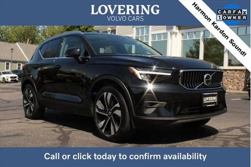 2024 Volvo XC40 B5 Plus Bright Theme