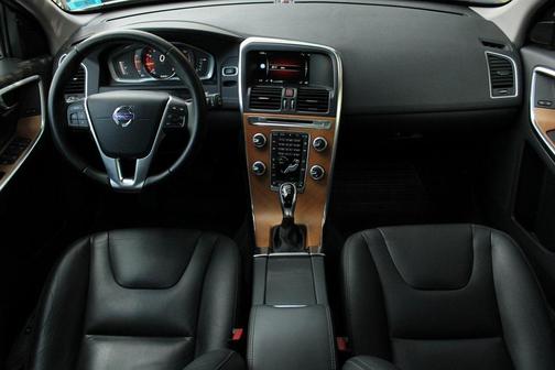 2017 Volvo XC60 T6 Inscription