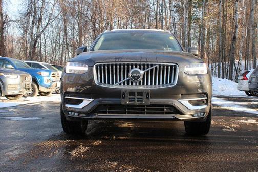 2024 Volvo XC90 B6 Plus Bright Theme 7-Seater