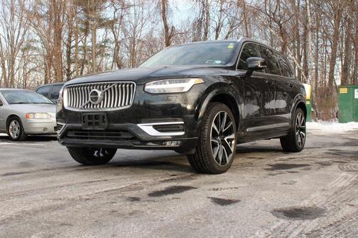 2024 Volvo XC90 B6 Plus Bright Theme 7-Seater