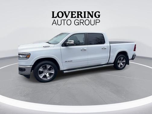 Bright White Clearcoat 2020 RAM 1500 Laramie