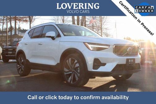 2024 Volvo XC40 B5 Plus Bright Theme