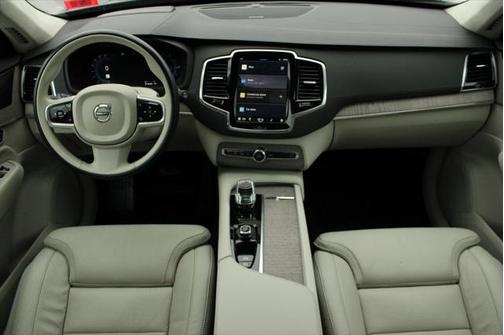 2023 Volvo XC90 Recharge Plug-In Hybrid Ultimate