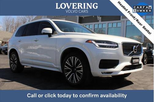 2022 Volvo XC90 T6 Momentum