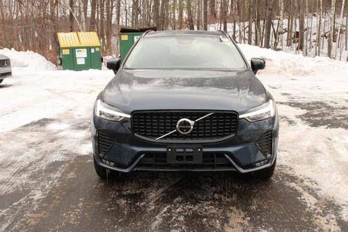 2025 Volvo XC60 B5 Plus