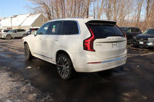 2025 Volvo XC90 B6 Plus 7-Seater