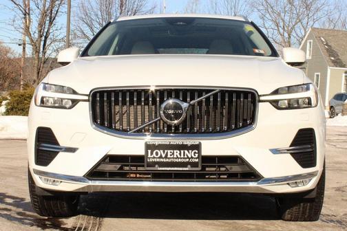 2023 Volvo XC60 B6 Ultimate Bright Theme