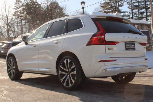 2023 Volvo XC60 B6 Ultimate Bright Theme