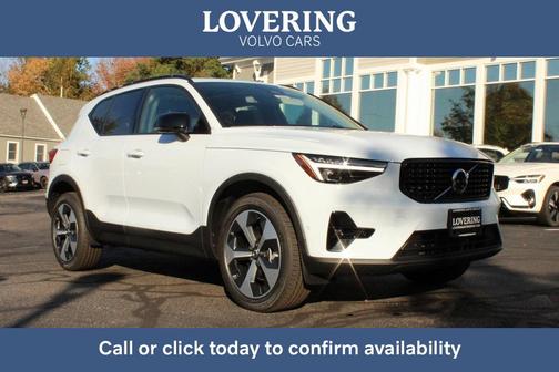 2026 Volvo XC40 B5 Plus