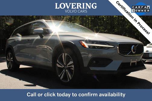 2024 Volvo V60 Cross Country B5 Plus