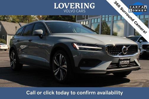 2024 Volvo V60 Cross Country B5 Plus