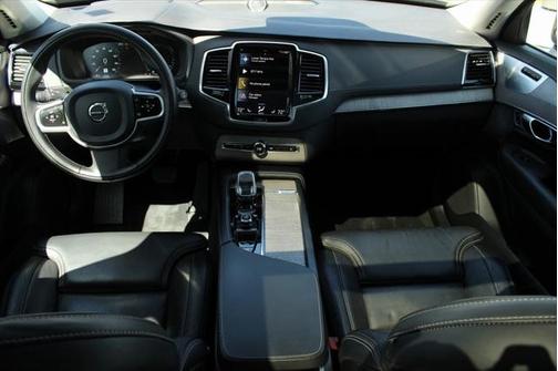 2022 Volvo XC90 Recharge Plug-In Hybrid T8 Inscription Extended Range 6P