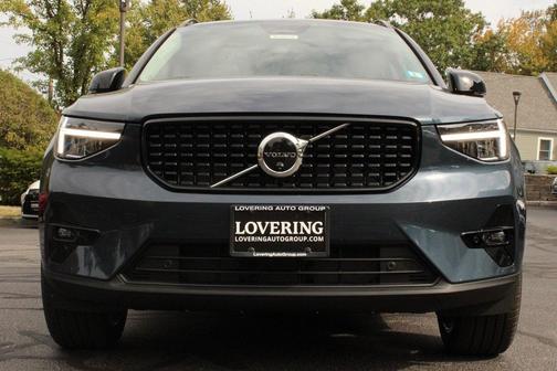 2026 Volvo XC40 B5 Plus
