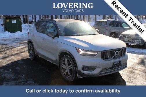 2021 Volvo XC40 T5 R-Design