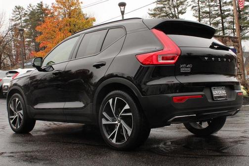 2020 Volvo XC40 T5 R-Design