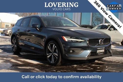 2024 Volvo V60 Cross Country B5 Plus