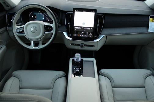 2026 Volvo XC90 Ultra, B6 AWD Gas (mild hybrid), Gasoline, Bright, 7 Seats