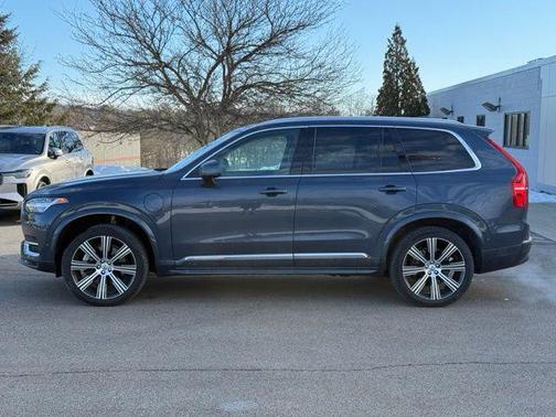 2024 Volvo XC90 Recharge Plug-In Hybrid T8 Plus 6-Seater