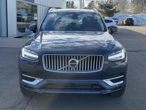 2024 Volvo XC90 Recharge Plug-In Hybrid T8 Plus 6-Seater