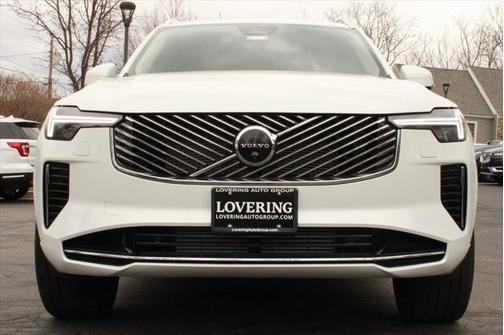 2025 Volvo XC90 Plug-In Hybrid T8 Plus 7-Seater