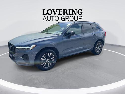 Thunder Grey Metallic 2024 Volvo XC60 B5 Core Dark Theme