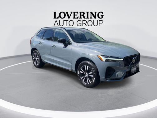 Thunder Grey Metallic 2024 Volvo XC60 B5 Core Dark Theme