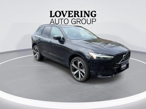 Onyx Black Metallic 2025 Volvo XC60 B5 Ultra