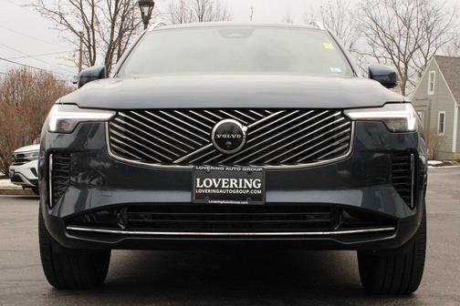 2025 Volvo XC90 B6 Plus 7-Seater