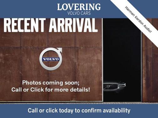 2022 Volvo S60 T5 R-Design