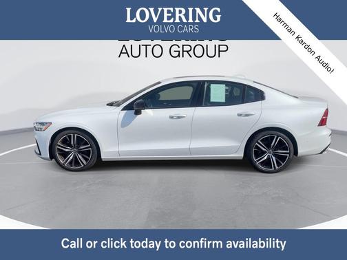 2022 Volvo S60 T5 R-Design