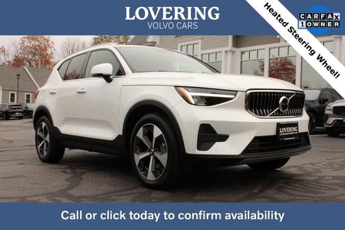 2025 Volvo XC40 B5 Core Bright Theme