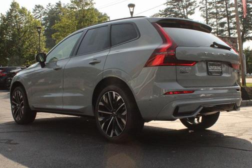 2026 Volvo XC60 B5 Ultra