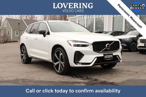 2023 Volvo XC60 B5 Ultimate Dark Theme