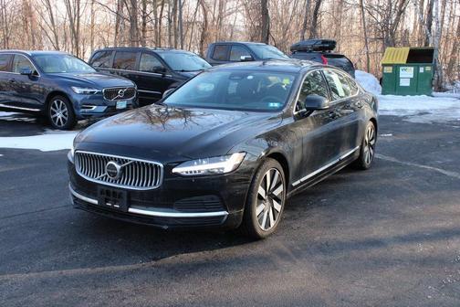 2025 Volvo S90 Plug-In Hybrid T8 Ultra