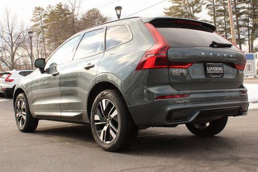 2026 Volvo XC60 B5 Plus