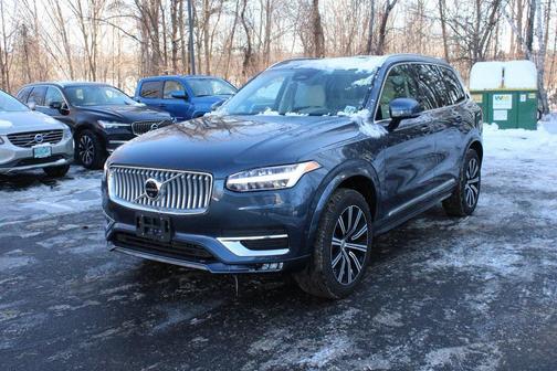 2025 Volvo XC90 B6 Plus 6-Seater
