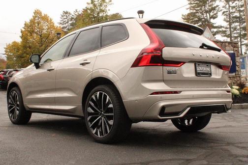 2026 Volvo XC60 B5 Ultra