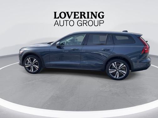 Denim Blue Metallic 2025 Volvo V60 Cross Country Plus, B5 AWD Gas (mild hybrid)