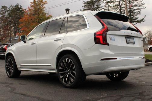 2026 Volvo XC90 B5 Plus 7-Seater