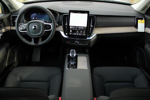 2026 Volvo XC90 B5 Plus 7-Seater