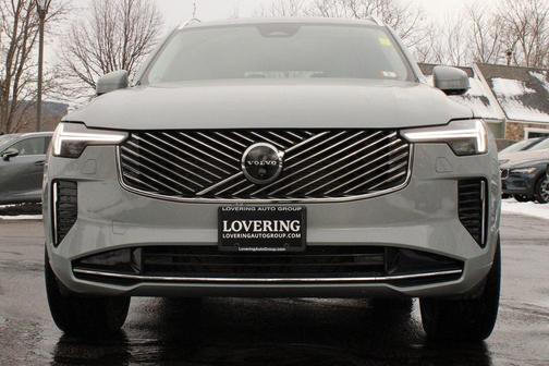 2025 Volvo XC90 B6 Plus 7-Seater