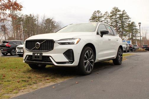 2025 Volvo XC60 B5 Plus