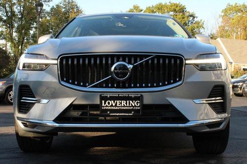 2022 Volvo XC60 Recharge Plug-In Hybrid T8 Inscription Expression