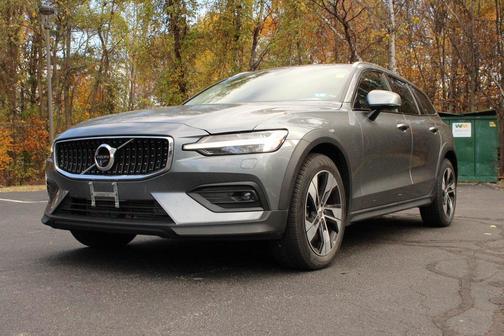 2020 Volvo V60 Cross Country T5