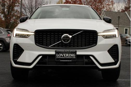 2025 Volvo XC60 Plug-In Hybrid T8 Plus