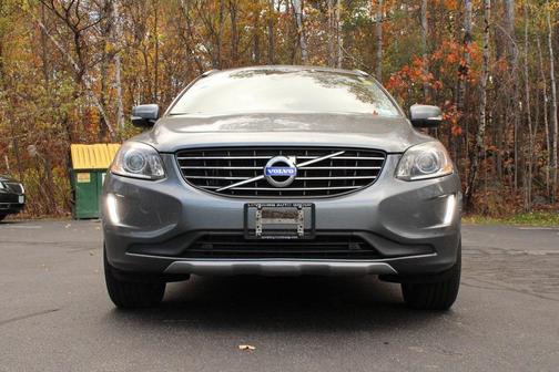 2017 Volvo XC60 T5 Inscription