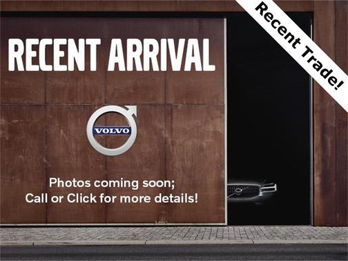 2020 Volvo XC40 T5 Momentum